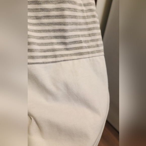 BUNDLE OF 3 Nursing Queen Color Blocked Short Sleeve Tees - Picture 10 of 10